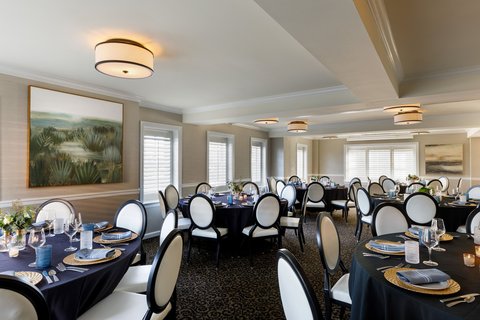 Warm pendant and lamp lighting in the restaurant at the Ambassador Hotel, Tulsa