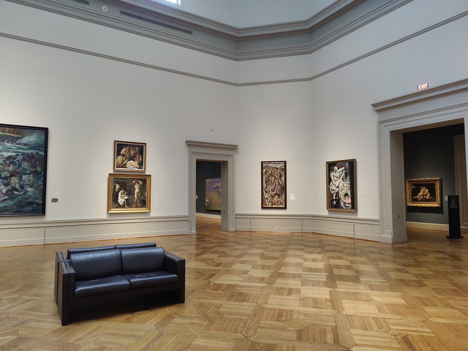 Glazed openings and concrete coffered ceiling in the 2013 Chipperfield East Building, Saint Louis Art Museum
