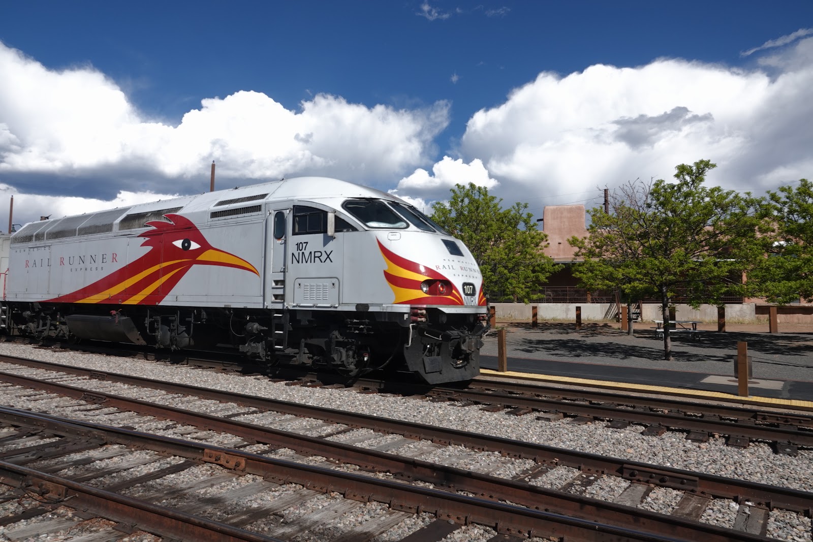 Rail track receding as a compositional line in the Santa Fe Railyard district