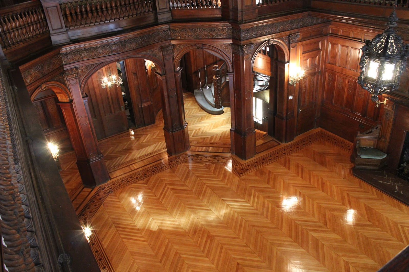 Pale marble entrance hall at the Engineers Club Baltimore giving bright neutral light