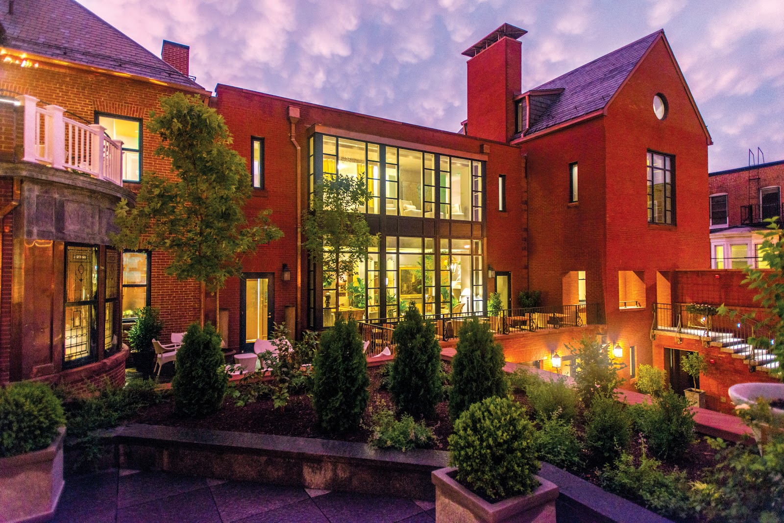 Glazed conservatory at The Ivy Hotel Baltimore with soft lateral daylight for wedding portraits