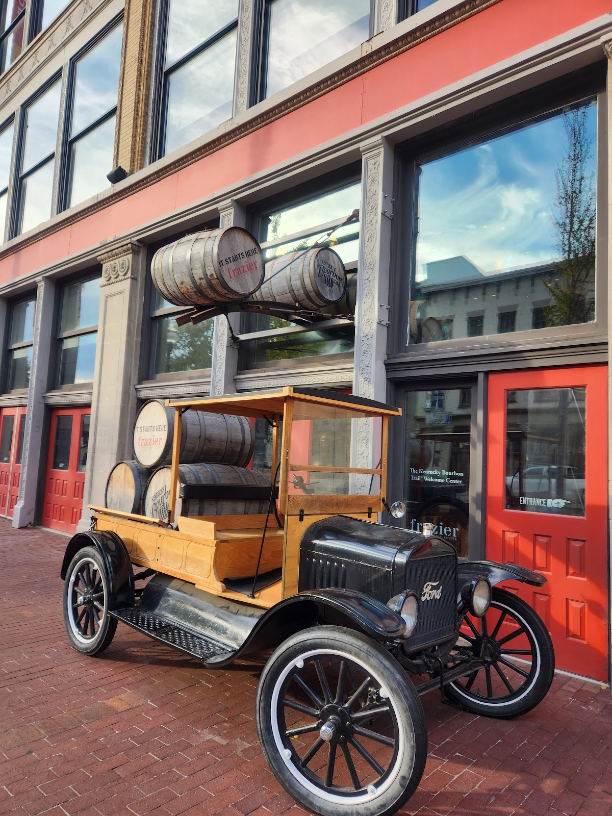Nineteenth-century cast-iron commercial facades on Whiskey Row, West Main Street Louisville