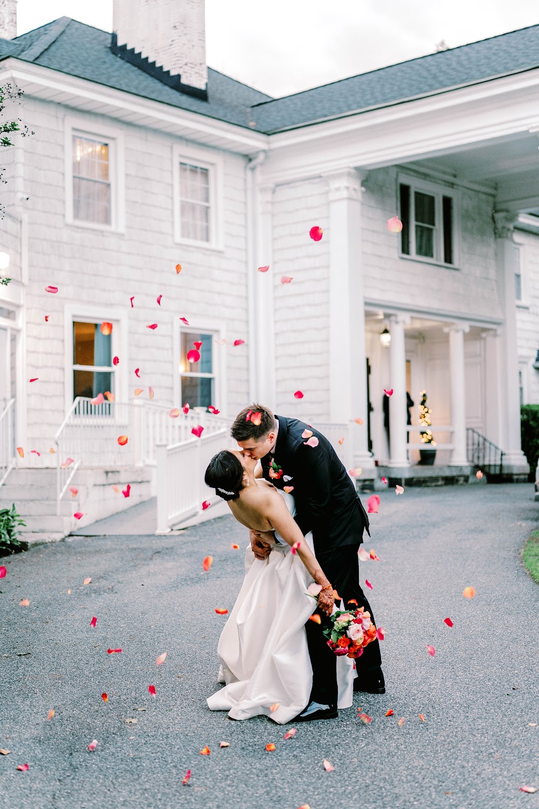 Open lawn at Overhills Mansion used for wedding group photographs, Catonsville Maryland
